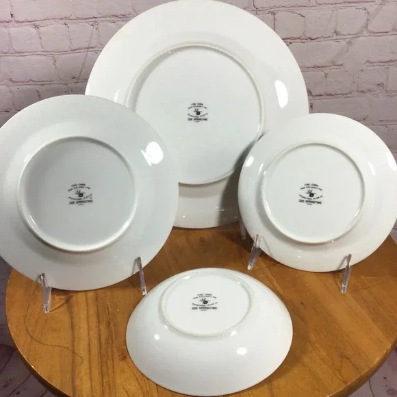 International Silver Company 326 Springtime - 6 Piece Place Setting